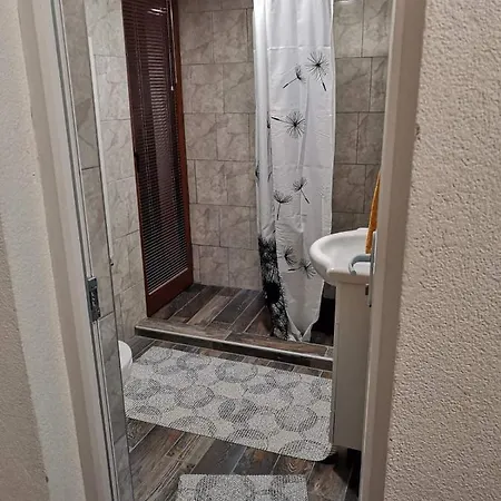 Vikendica Ole * Pale